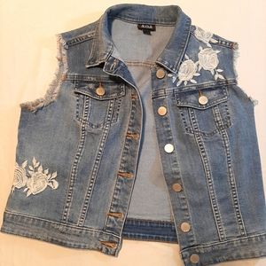 A.n.a Denim Embroidered Vest